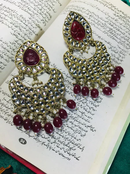 Antique Kundan Jewellery