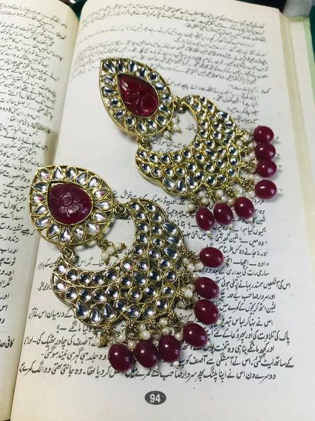 Antique Kundan Jewellery