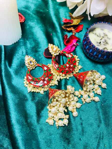 Red Kundan Jhumka Earrings (1)