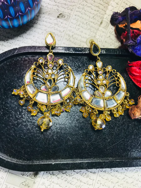 antique gold kundan earrings